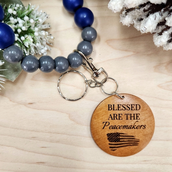 Keychain Wristlet with Laser Engraved Pendant - Blessed Are The Peacemakers - Picture 1 of 7